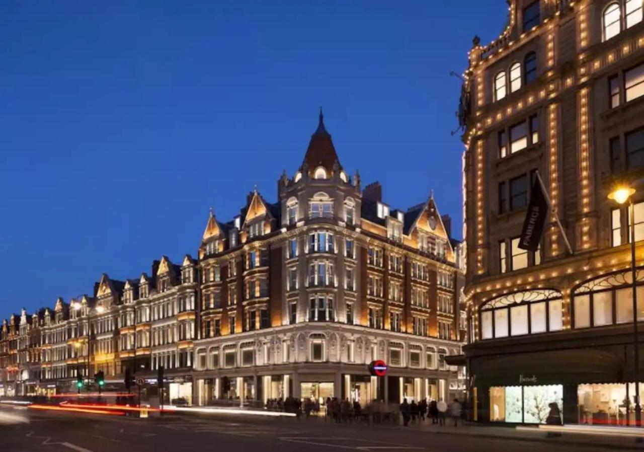 Modern Knightsbridge Apartment With Balcony Overlooking Harrods Prime Location Londýn Exteriér fotografie